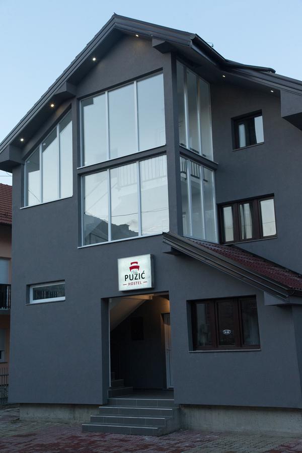 Guesthouse Vila Puzic บันยาลูกา ภายนอก รูปภาพ